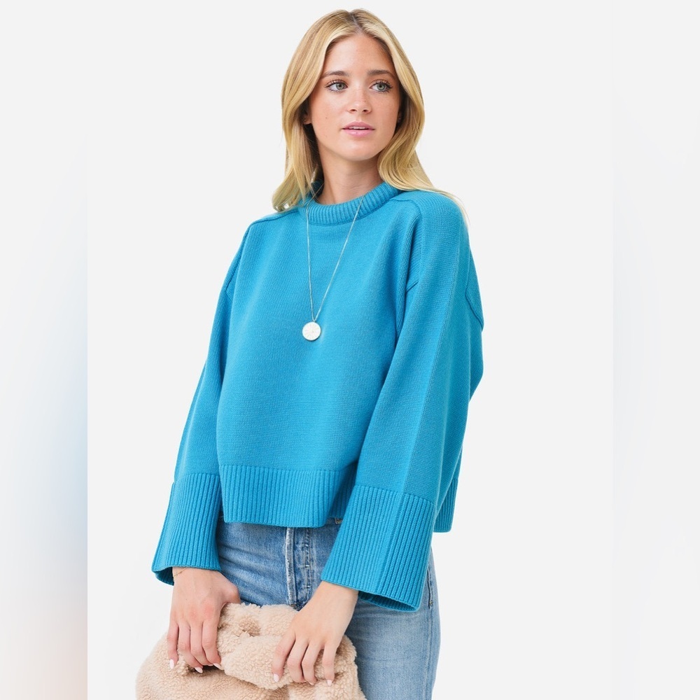 A.L.C. Quinn Blue Merino Wool Oversized Cropped Wide Sleeve Sweater EUC Size XS